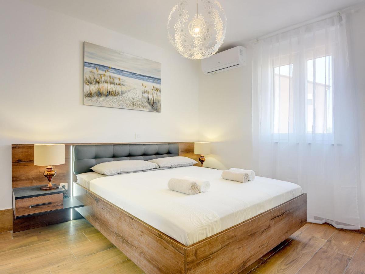 Villa Noemi By Interhome Лижнян Екстер'єр фото